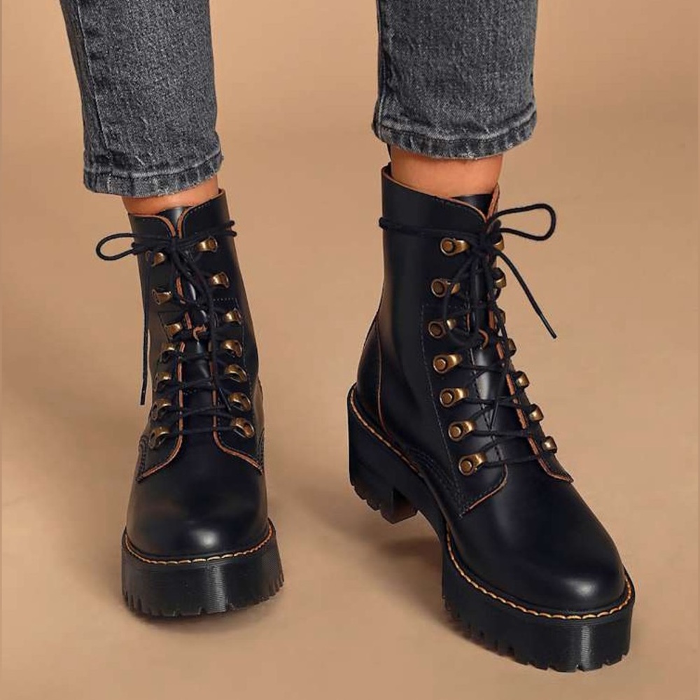 Dr.Martens Leona Black Vintage Smooth Leather Lace-Up Platform Boots
